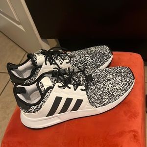 Adidas working out shoes size 11